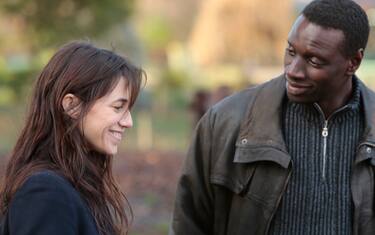 Samba, storia d'amore e immigrazione