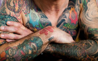 Tatuaggi da incubo, sfida all’ultima china