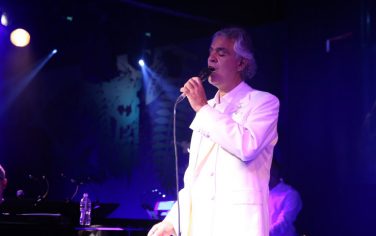 04-bocelli-celebrity_fight_night