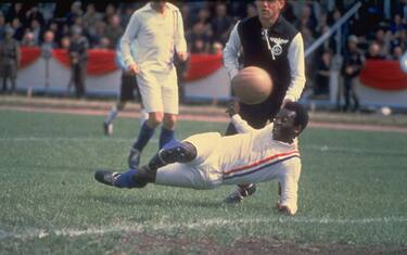 pele_fuga_per_la_vittoria