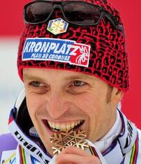 Slalom mondiale, Moelgg medaglia di bronzo. Vince Grange