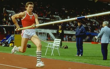 14 Aug 1983:  Sergey Bubka of the Ukraine in action during the Pole Vault event at the 1983 World Championships in Helsinki, Finland. Bubka won the gold medal with a leap of 5.70 metres.  \ Mandatory Credit: Tony  Duffy/Allsport