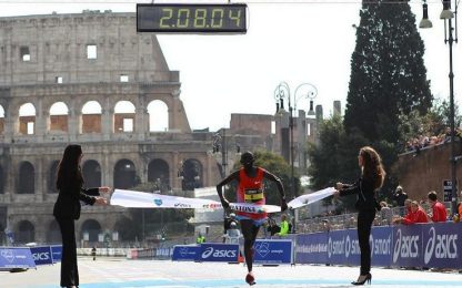 Maratona per centomila a Roma: domina il Kenya