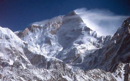 Tragedia sull'Himalaya, anche un italiano tra le vittime