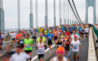 NEW YORK, NY - NOVEMBER 01:  Runners cross the Verrazano-Narrows Bridge at the start of the TCS New York City Marathon on November 1, 2015 in New York City.  (Photo by Mike Stobe/Getty Images)