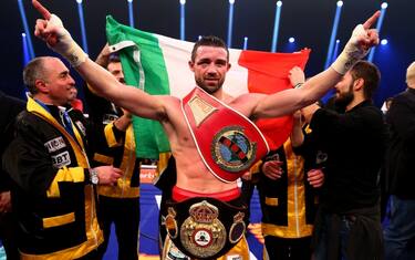 Boxe, De Carolis riporta l'Italia sul tetto del mondo: Feigenbutz ko