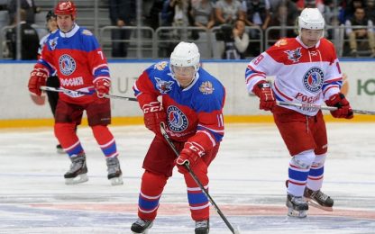 Hockey, il grande amore di Putin