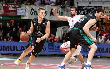 Eurolega: Siena vede le Final Four, Olympiacos ancora ko
