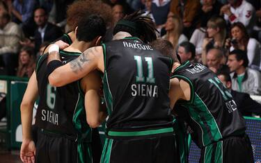 Eurolega, Siena fa l'impresa: Montepaschi alle Final Four