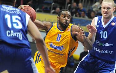 Eurolega, Cantù crolla a Mosca. EA7 battuto in Spagna