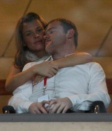 Sexy scandalo per Rooney, ma Capello si fida: "Giocherà"