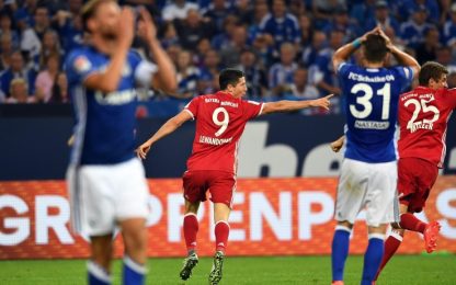 Bayern, Lewandowski e Kimmich piegano lo Schalke