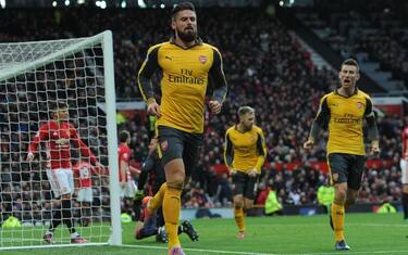 Giroud salva l'Arsenal, con lo United è 1-1