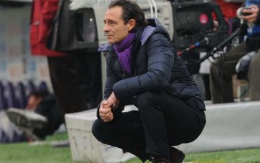 20100117 - FIRENZE - SPO -  CALCIO: SERIE A; FIORENTINA - BOLOGNA Cesare Prandelli, allenatore della Fiorentina,  oggi 17 gennaio 2010  durante la partita Fiorentina - Bologna. ANSA/CARLO FERRARO/CRI