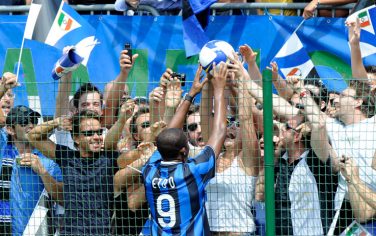sport_calcio_italiano_tifosi_inter_etoo_ansa