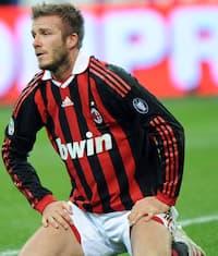 Beckham in campo tra sei mesi: "Lavorerò per tornare al top"
