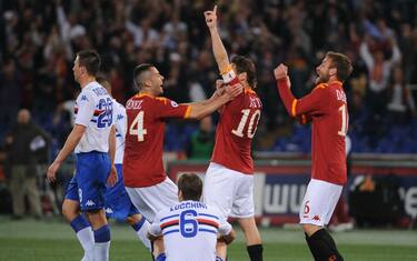 Totti ci crede ancora: "Brava Inter, ma noi non molliamo"