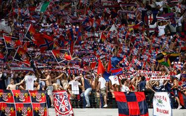 Tifosi carichi, striscioni in città: "Invadiamo Bergamo"