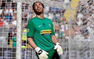 Buffon, uno schiaffo a Mancini: Manchester City? No, grazie