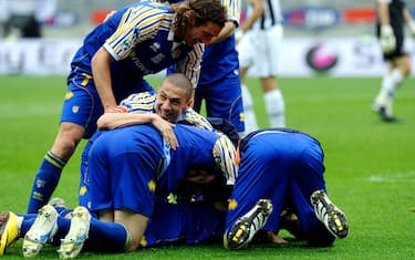 giocatori_parma_festeggiano_gol_alla_juventus_ap