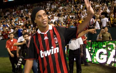 milan_ronaldinho_usa_ap