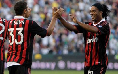 Il Milan annuncia: Ronaldinho e Thiago Silva sono incedibili