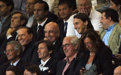 Berlusconi apre a Robinho. Borriello verso la Juve
