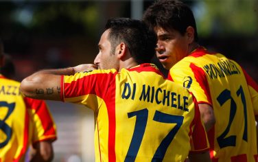 LECCE, ITALY - SEPTEMBER 12:  David Di Michele of US Lecce celebrates his goal during the Serie A match between Lecce and Fiorentina at Stadio Via del Mare on September 12, 2010 in Lecce, Italy.  (Photo by Maurizio Lagana/Getty Images) *** Local Caption *** David Di Michele