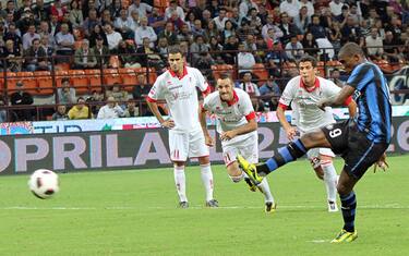 samuel_eto_o_inter_bari_rigore_ansa