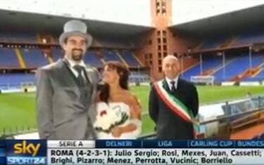 Pazzo amore per il Genoa. Ecco le prime nozze allo stadio