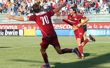 Novara in vetta, poker Reggina. Torino ancora ko