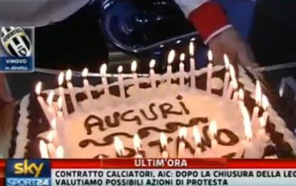 Una torta per Del Piero: la festa del capitano a Vinovo