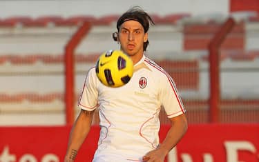 Ibra da Dubai: "Mi dispiace per Dinho. Cassano? Farà bene"