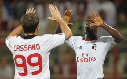 Il Milan è in Italia, tifosi in delirio per Cassano