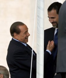 Maroni: io amo Berlusconi perché è presidente del Milan