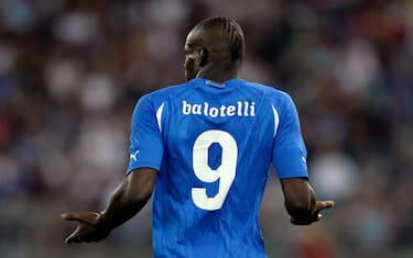 BARI, ITALY - AUGUST 10:  Mario Balotelli of Italy during the international friendly match between Italy and Spain at Stadio San Nicola on August 10, 2011 in Bari, Italy.  (Photo by Claudio Villa/Getty Images)