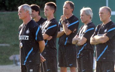 Il nuovo allenatore dell'Inter Claudio Ranieri oggi pomeriggio, 22 settembre 2011, prima di cominciare il suo primo allenamento nel centro sportivo Angelo Moratti ad Appiano Gentile (Co). MATTEO BAZZI / ANSA