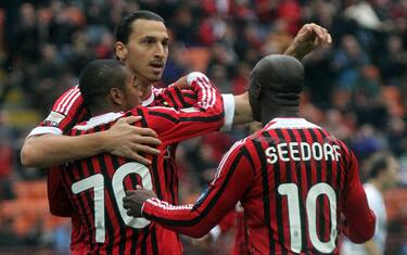 milan_esulta_ibra_robinho_seedorf_ansa