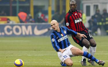 Il derby comincia in Comune: Seedorf e Cambiasso da Pisapia