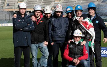 La classe operaia adesso va... allo stadio. E protesta