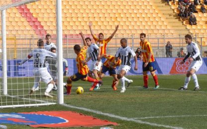 Lecce show: va sotto di un gol, poi ribalta il Siena 4-1
