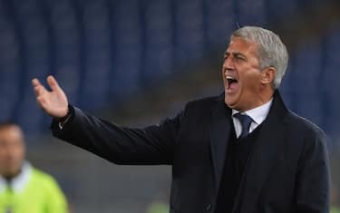 Petkovic-Lazio: "Sono io l'allenatore". Parma, Cassano resta