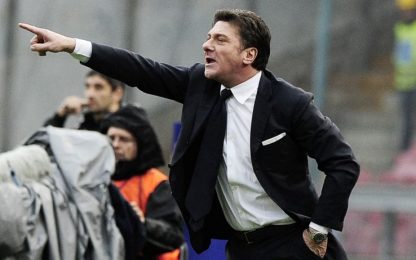 Mazzarri avvisa la Juve: "Il campionato è lungo"