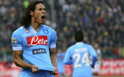 Napoli, vetta a -3: Cavani abbatte il Parma. Gli highlights