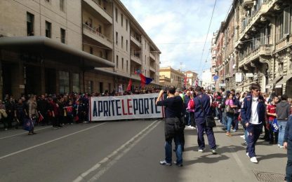 Cagliari, tifosi e giocatori uniti: "Apriteci l'Is Arenas"