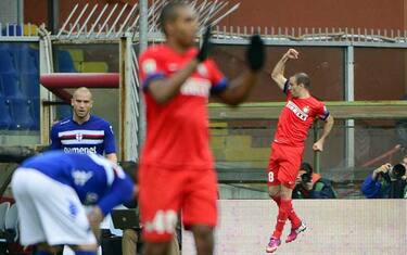 Orgoglio Inter, Palacio condanna la Samp: a Marassi è 0-2