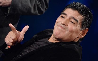 Maradona: Ombrello? Gesto satirico. Letta: non mi è piaciuto