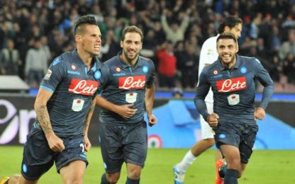 Hamsik e Higuain: è festa Napoli. Vincono pure Inter e Lazio