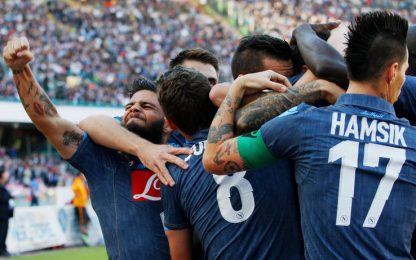 Napoli perfetto, Higuain e Callejon abbattono la Roma: 2-0