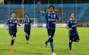 esultanza_arma_foto_fagiolini_ufficio_stampa_pisa